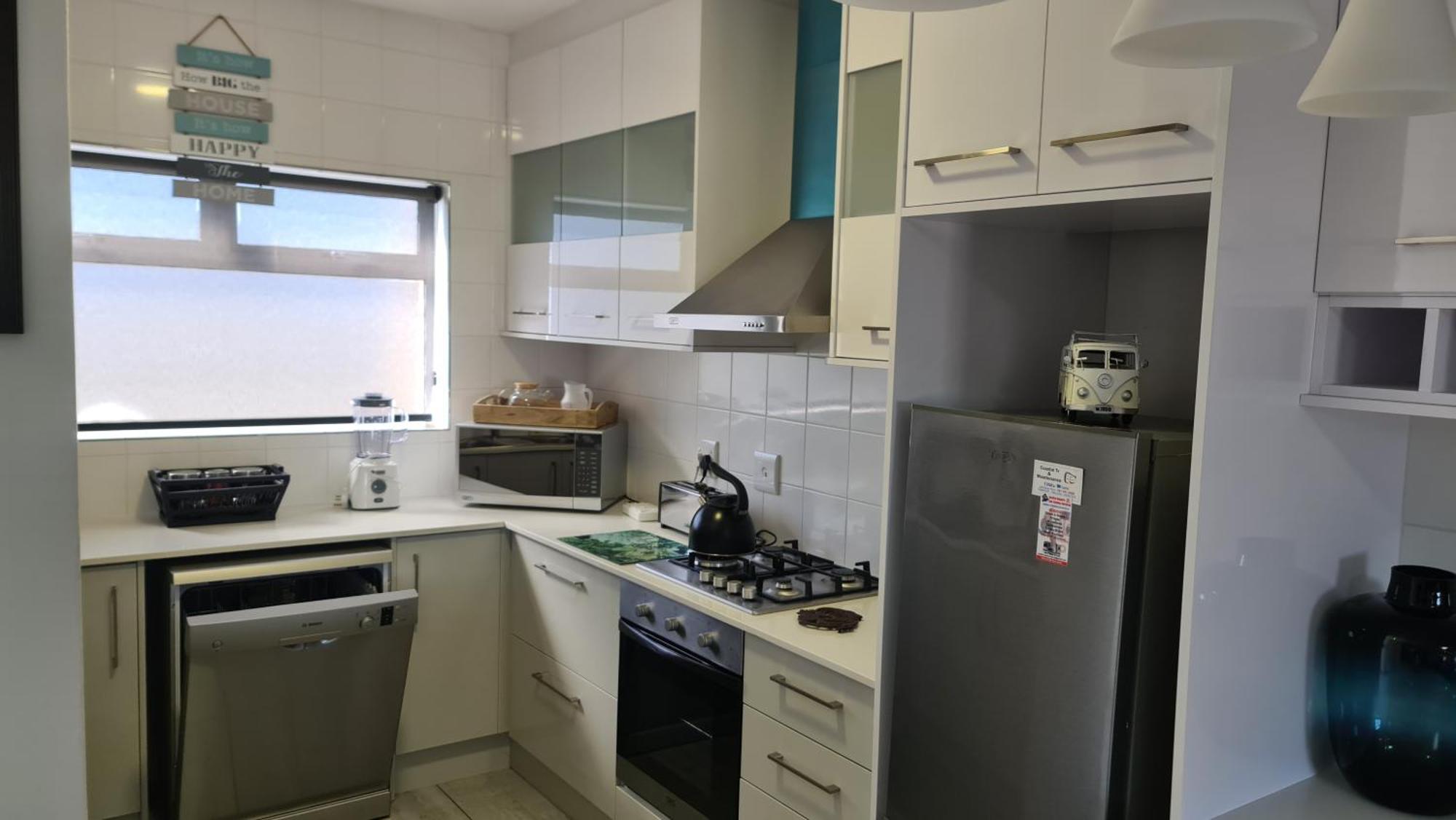 Appartamento Bright & Stylish Self Catering Swakopmund Cbd Esterno foto