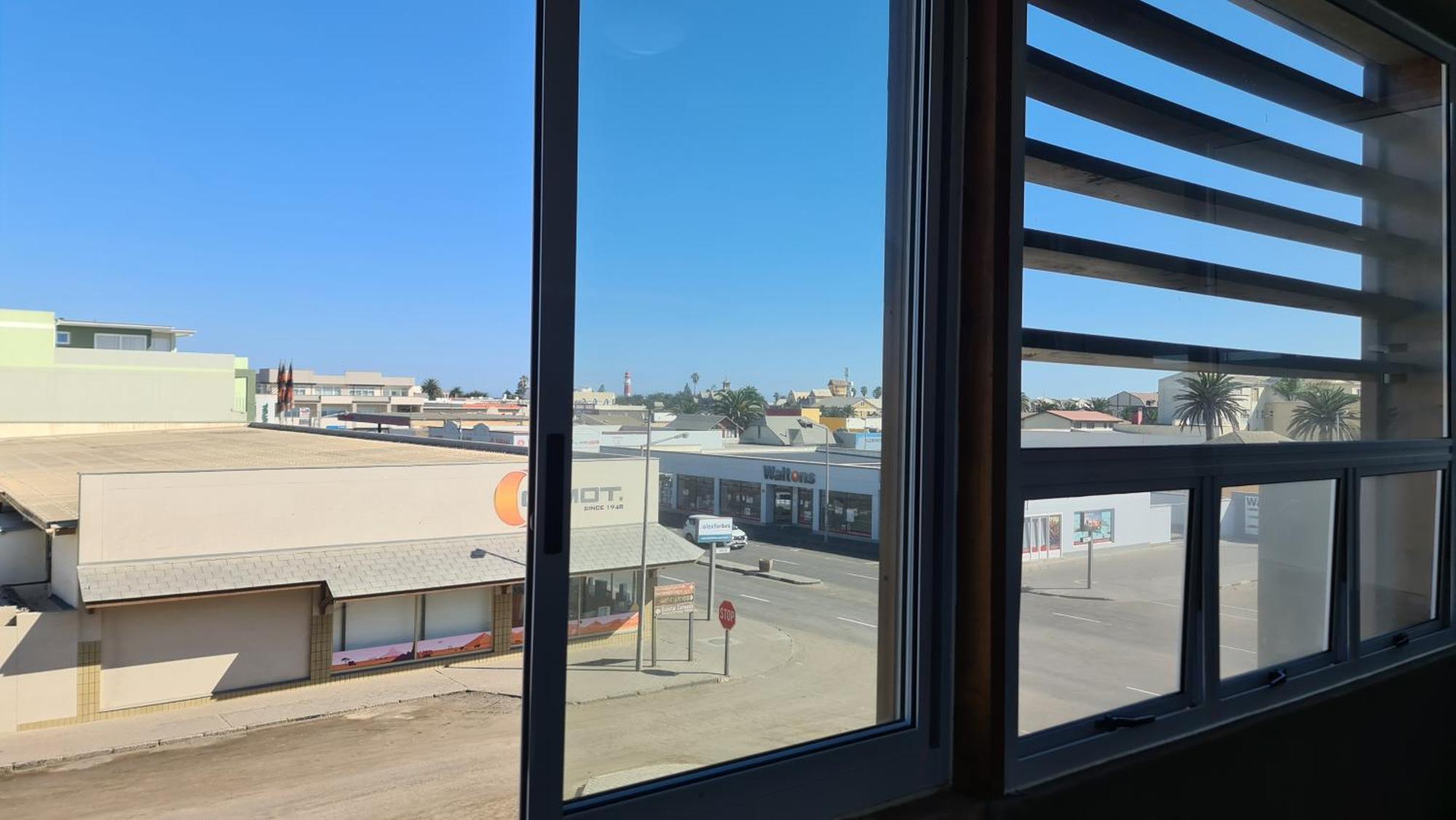 Appartamento Bright & Stylish Self Catering Swakopmund Cbd Esterno foto