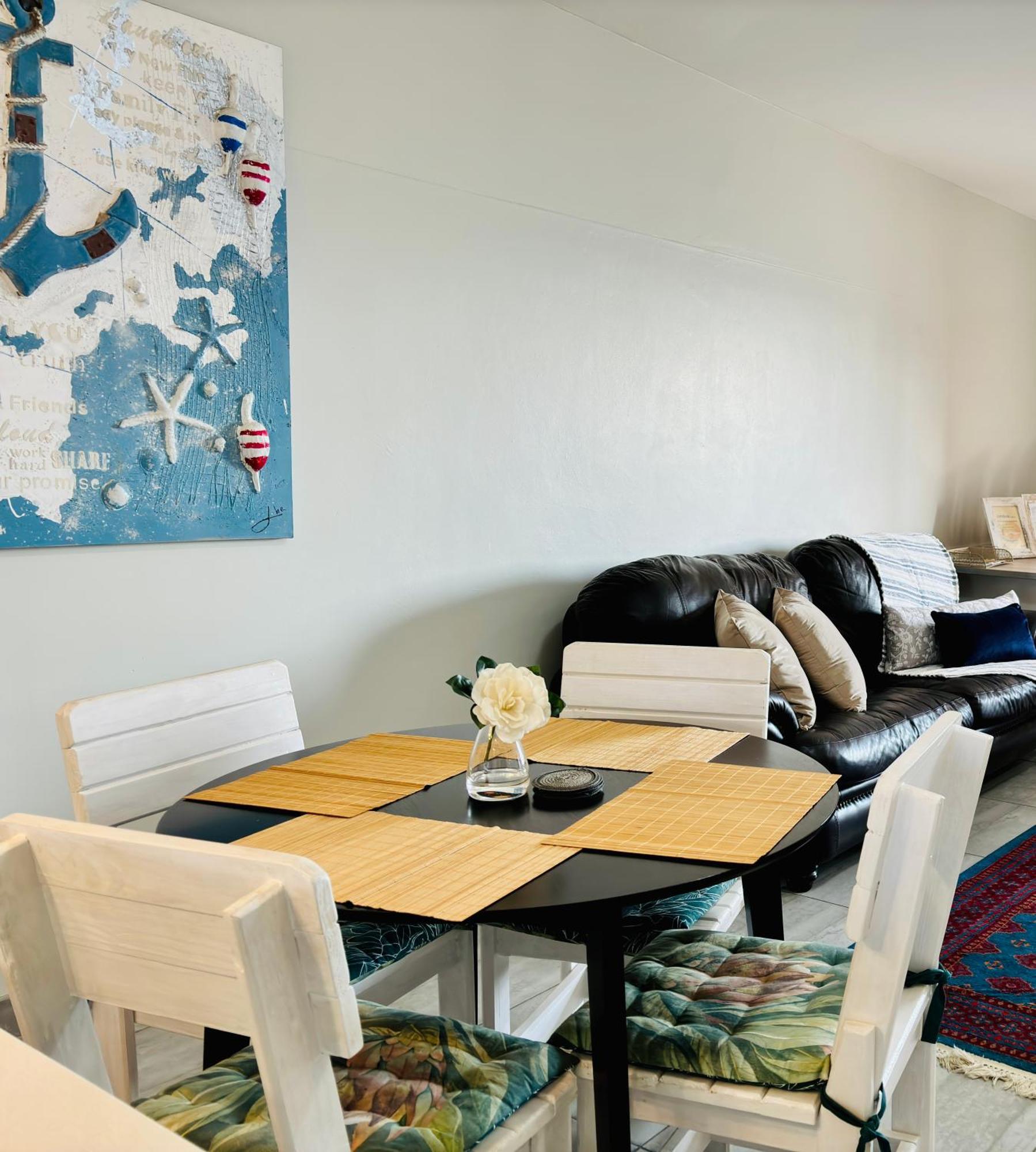 Appartamento Bright & Stylish Self Catering Swakopmund Cbd Esterno foto