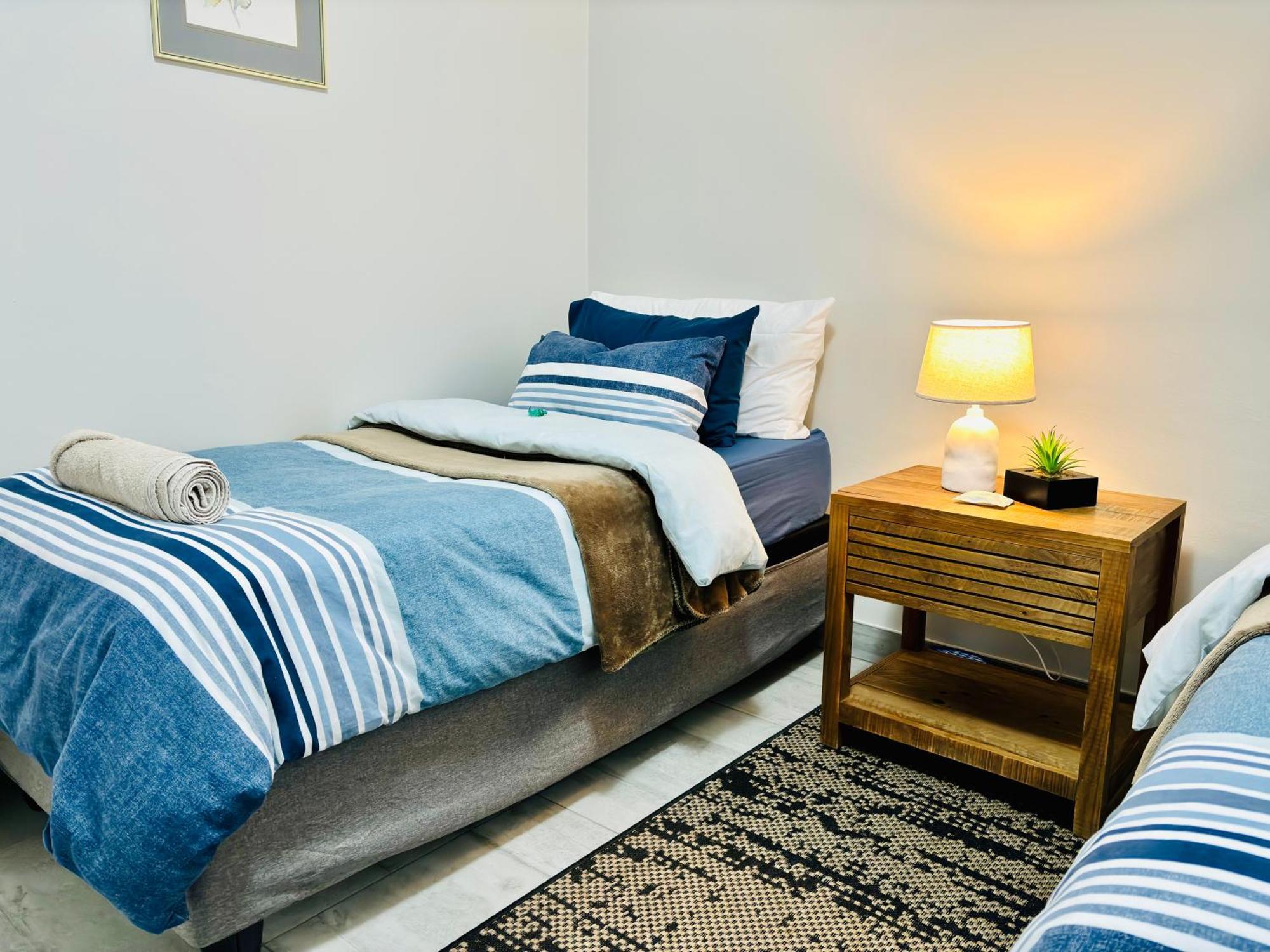 Appartamento Bright & Stylish Self Catering Swakopmund Cbd Esterno foto