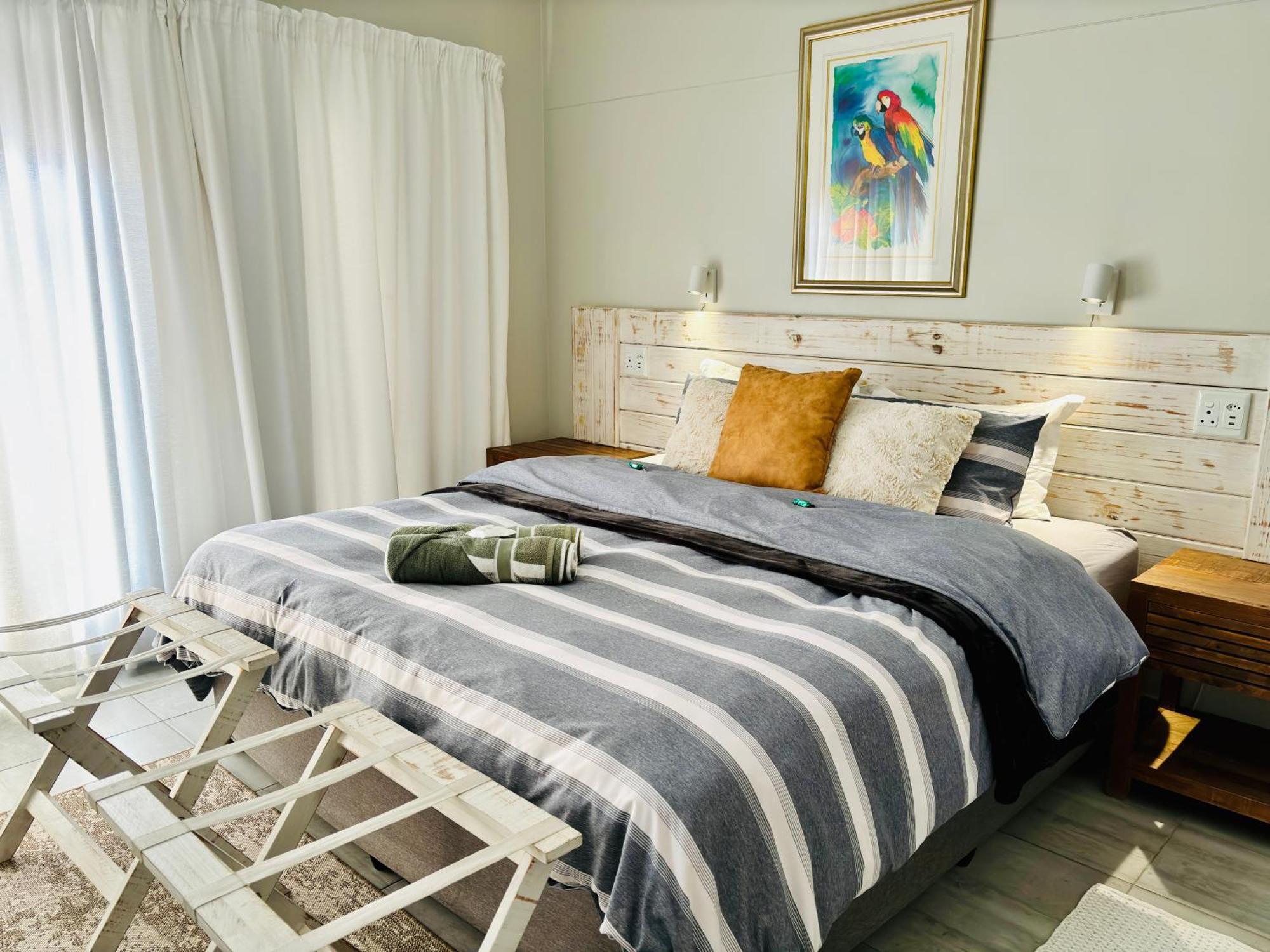 Appartamento Bright & Stylish Self Catering Swakopmund Cbd Esterno foto