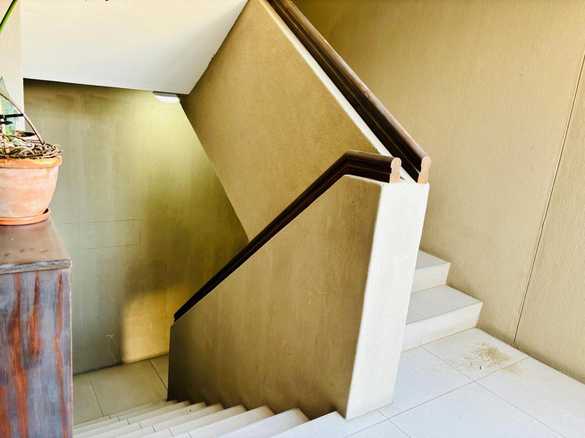 Appartamento Bright & Stylish Self Catering Swakopmund Cbd Esterno foto